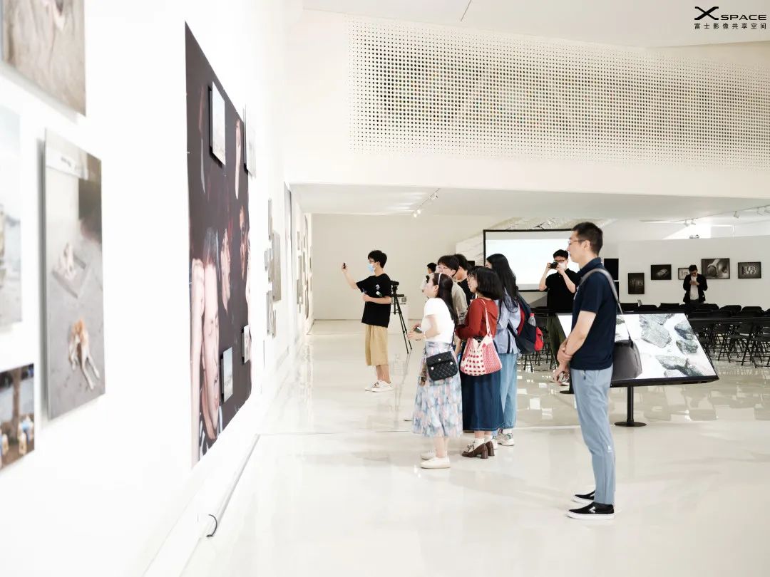 展览回顾｜再度携手玛格南和我们「合流相汇」于北京悦·美术馆